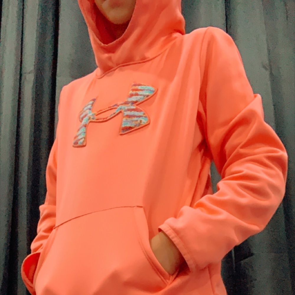 Underarmour sweater